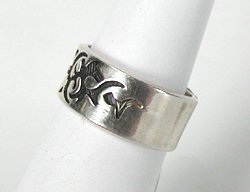 Vintage sterling silver ring