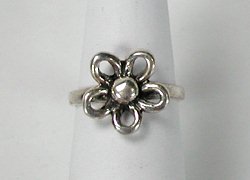Vintage sterling silver ring