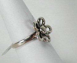 Vintage sterling silver ring