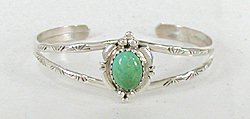 Native American Indian Jewelry; Navajo Sterling Silver bracelet