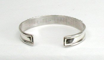 Hand made Native American Indian Zuni Sterling Silver Inlay Bracelet