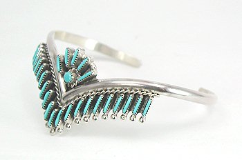 Hand made Native American Indian Zuni Sterling Silver Turquoise needlepoint Bracelet