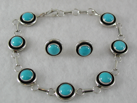 Hand made Native American Indian Jewelry; Navajo Sterling Silver horse bracelet