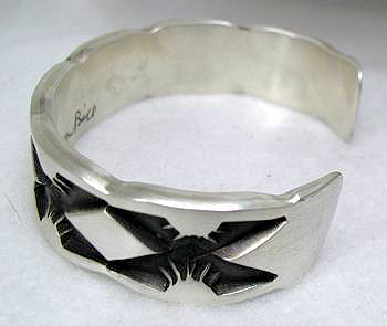 Hand made Native American Indian Jewelry; Navajo Sterling Silver Navajo bracelet