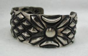 Hand made Native American Indian Jewelry; Navajo Sterling Silver Navajo bracelet