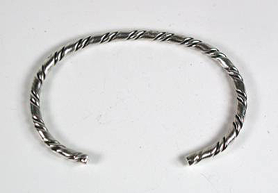 Hand made Native American Indian Jewelry; Navajo Sterling Silver Navajo bracelet