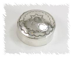 Navajo sterling silver Pill round pill box with turquoise stone