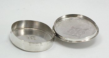 Navajo sterling silver box  stone