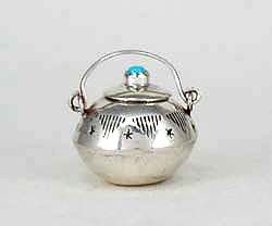 Navajo Handmade Sterling Silver and Turquioise Miniature ketrtle
