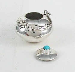 Navajo Handmade Sterling Silver and Turquioise Miniature ketrtle