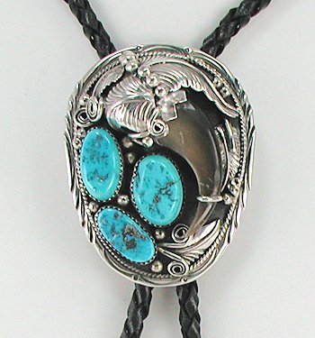 Navajo bear claw turquoise  bolo tie