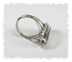 Hand made Native American Indian Jewelry; Navajo Sterling Silver MOP  Ring