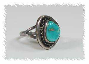 Hand made Native American Indian Jewelry; Navajo Sterling Silver Turquoise Ring