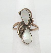 Navajo Sterling Silver  mother of pearl ring