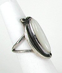 Navajo Sterling Silver  Mother of Pearl ring
