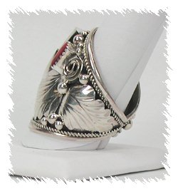 Navajo Sterling Silver Bearclaw ring