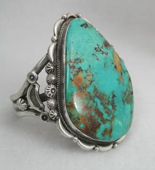 Tuquoise Mountain Bracelet and Pendant set made by Native American Indians, Sterling Silver