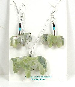 Navajo  Sterling Silver Stone fetish pendant and earrings