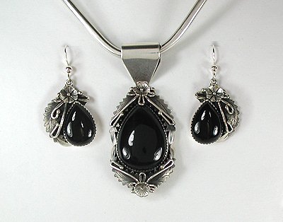 Native American Navajo Indian Onyx pendant and earrings set