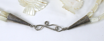 29 inch long 2-strand bird necklace of mother of pearl, excellent condition