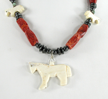 lot of two necklaces, horses and bear, excellent condition