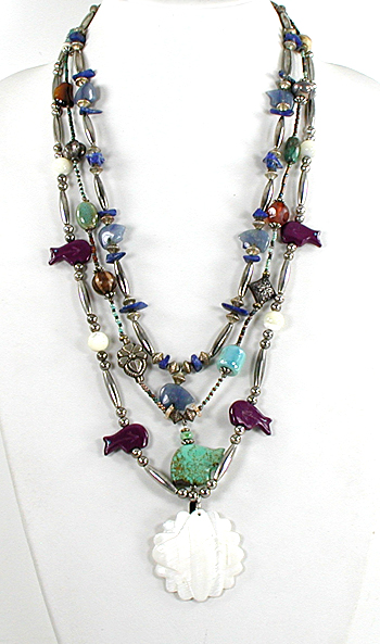 lot of three bear treasure necklaces, excellent condition