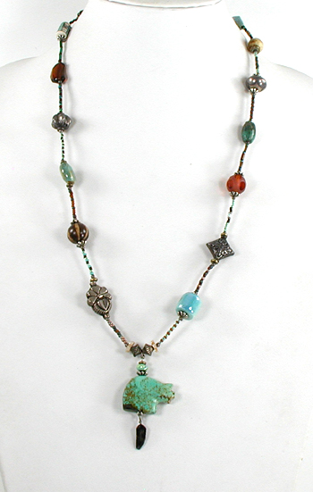 lot of three bear treasure necklaces, excellent condition