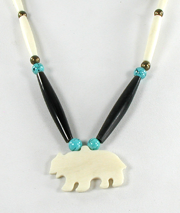 bear and hairpipe bead necklace of bone 24 inches, excellent condition