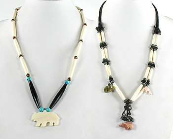bear and hairpipe bead necklace of bone 24 inches, excellent condition
