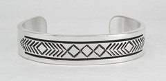 Hand made Native American Indian Jewelry; Navajo Sterling Silver feather bracelet