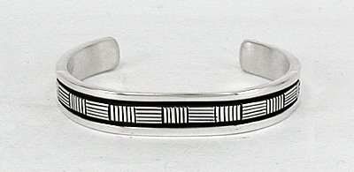 Native American Indian Jewelry; Navajo Sterling Silver Navajo bracelet