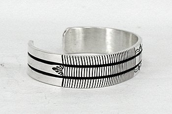 Native American Indian Jewelry; Navajo Sterling Silver Navajo bracelet