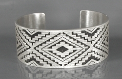 Authentic Native American Sterling Silver rug pattern cuff bracelet by Navajo silversmith Roland H. Begay