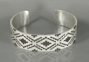 Authentic Native American Sterling Silver Woven Rug Pattern cuff bracelet by Navajo silversmith Roland H. Begay