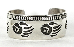 Authentic Native American sterling silver bracelet by Navajo Roscoe Scott