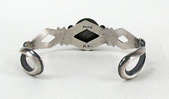 Hand made Native American Indian Jewelry; Navajo Sterling Silver sandcast bracelet