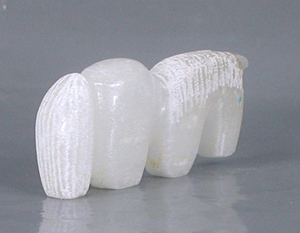 Zuni Horse Fetish Carving of alabaster by Brandon Phillips