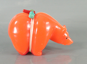 Authentic Native American bowlerite Bear Fetish carving by Zuni Farlan and Paulette Quam