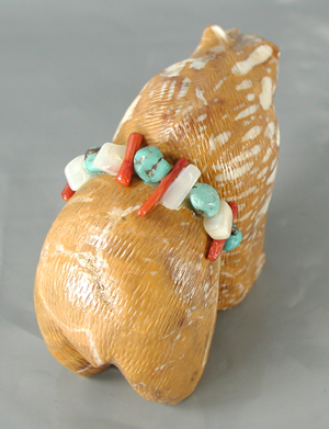 Authentic Native American tigilite Bear Fetish carving by Zuni Farlan and Paulette Quam