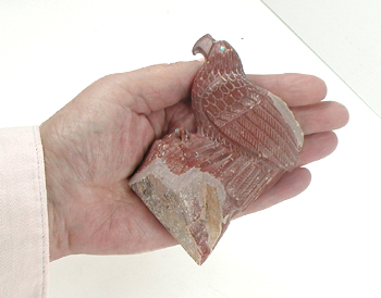 Zuni Eagle fetish of catlinite by Derrick Kaamasee