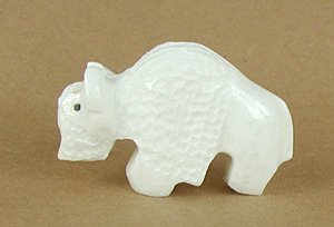 Native American Zuni White Buffalo Fetish Carving