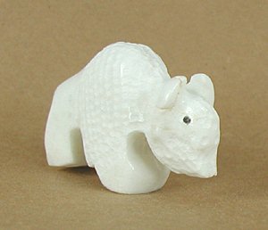 Native American Zuni White Buffalo Fetish Carving