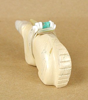 Authentic Native American Lion Fetish carving of fishrock by Zuni Wilford Cachini