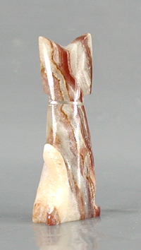 Zuni Cat Fetish Carving of onyx by Kenny Chavez