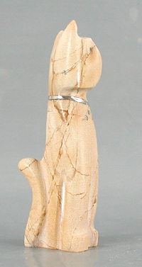 Zuni Cat Fetish Carving of onyx by Kenny Chavez