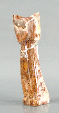 Zuni Cat Fetish Carving of onyx by Kenny Chavez