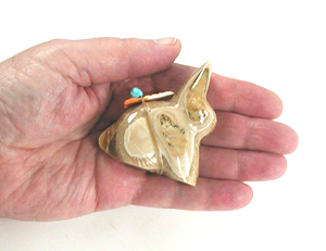 Authentic Native American onyx rabbit fetish by Zuni artisan Daphne Quam
