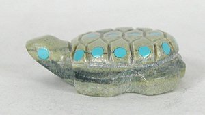 Authentic Native American Zuni turtle fetish carving of serpentine and many other stones by Amanda Siutza