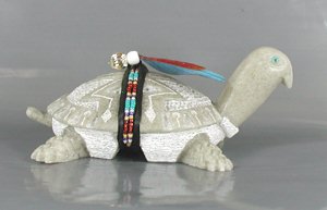 Authentic Native American Navajo turtle fetish carving of alabaster by Harold Davidson