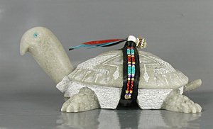 Authentic Native American Navajo turtle fetish carving of alabaster by Harold Davidson